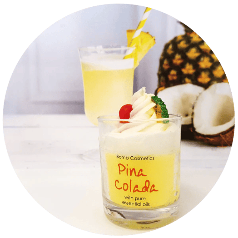 Bomb Cosmetics Pina Colada Piped Candle
