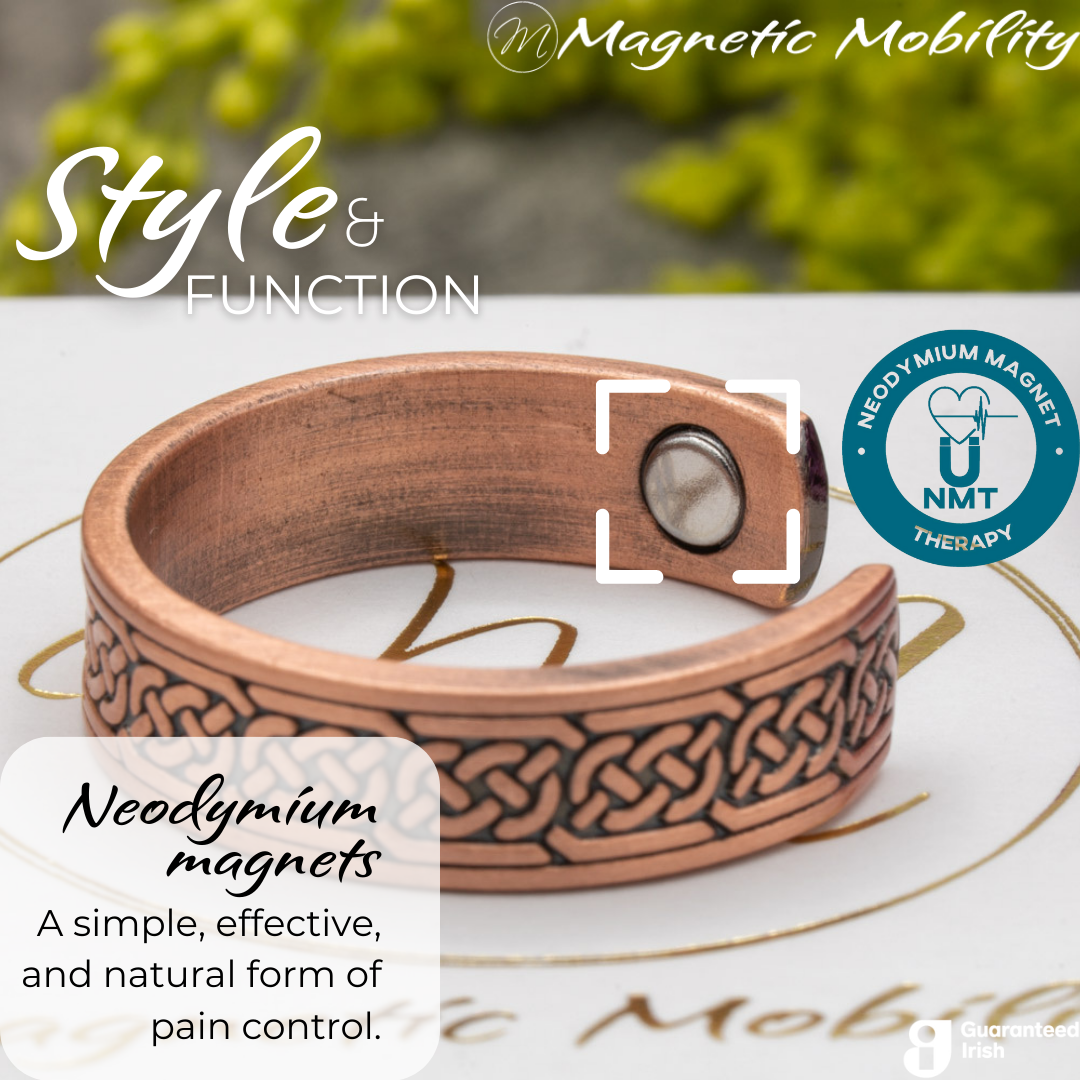 Close up of the Neodymium magnets on the Privet copper ring from Magnetic Mobility - the open backed ring features NTM or Neodymium magnet therapy for arthritis.