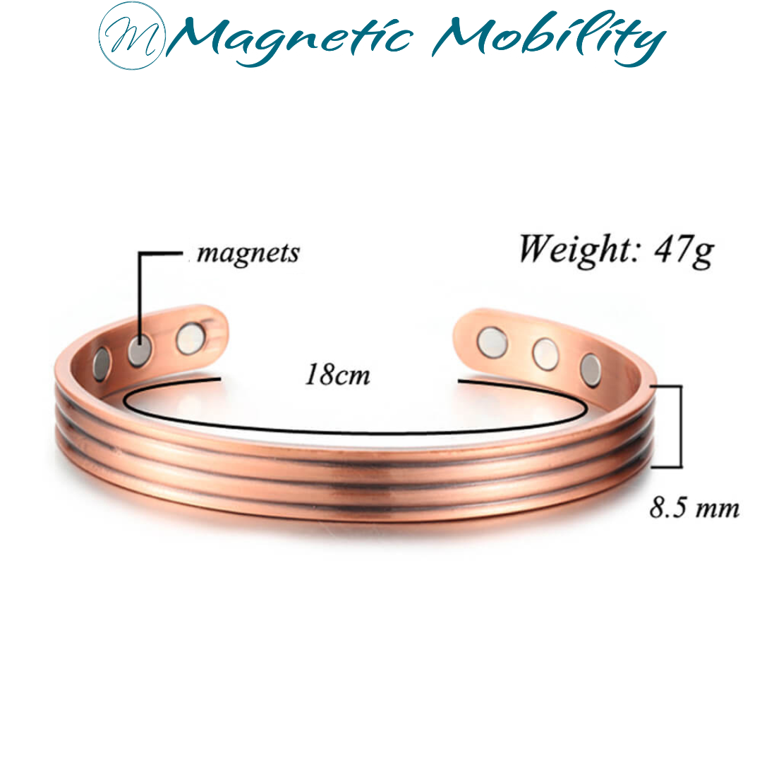 Front view of the Heath Copper bracelet from Magentic Mobility shoing the size and dimensions of the bracelets. The bracelet measures 18cm and 8.5cm thickness. Image points to the neodynimum magnets. The bracelet weights 47g. 